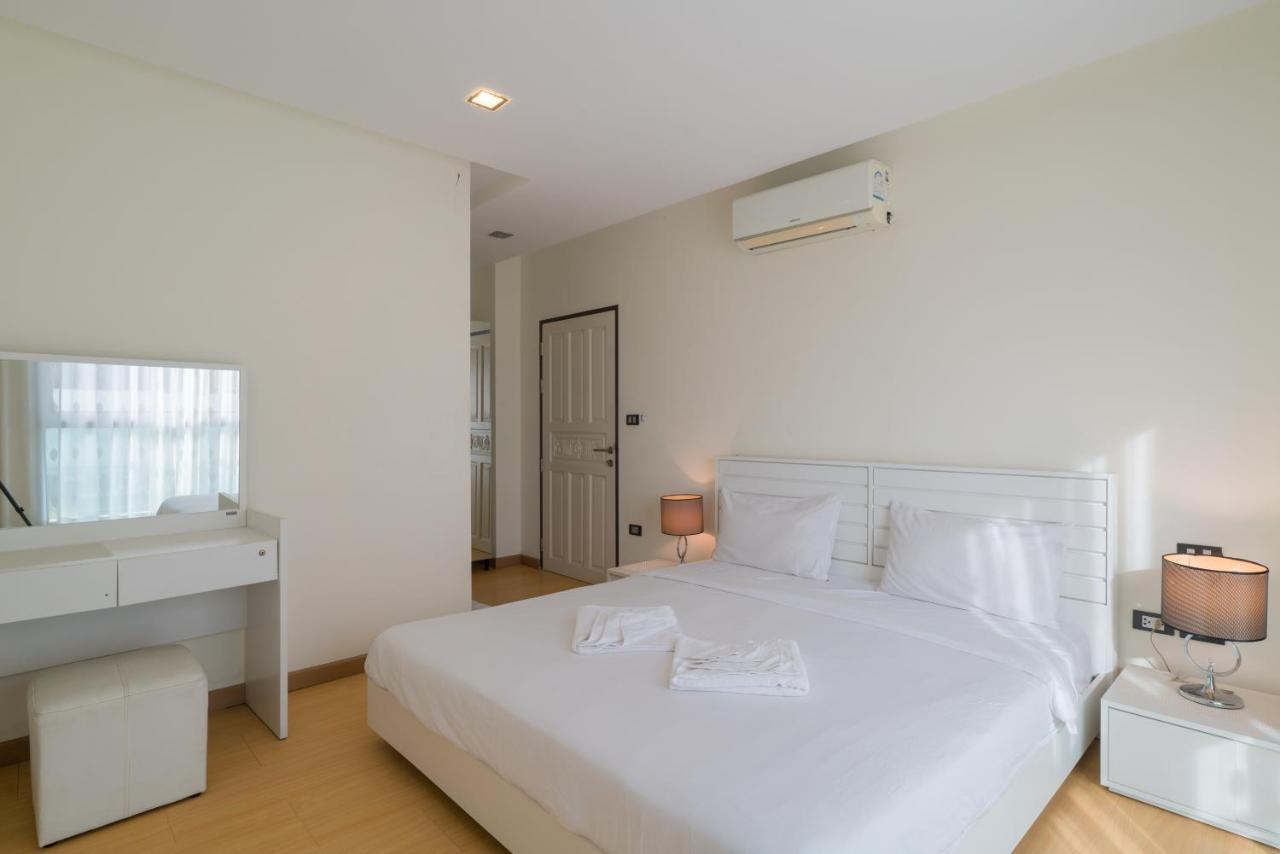 Goldstone Residency Patong , Phuket Apartment Exterior photo